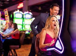 Live casino dealer streaming baccarat table at jljl18